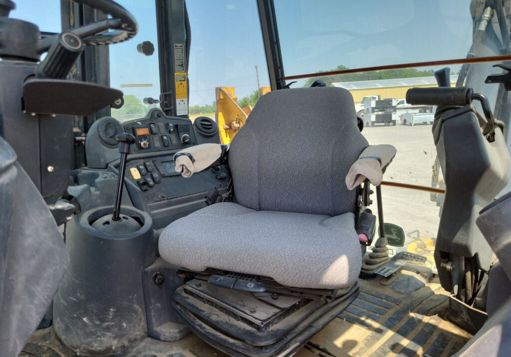 2010 John Deere 710J