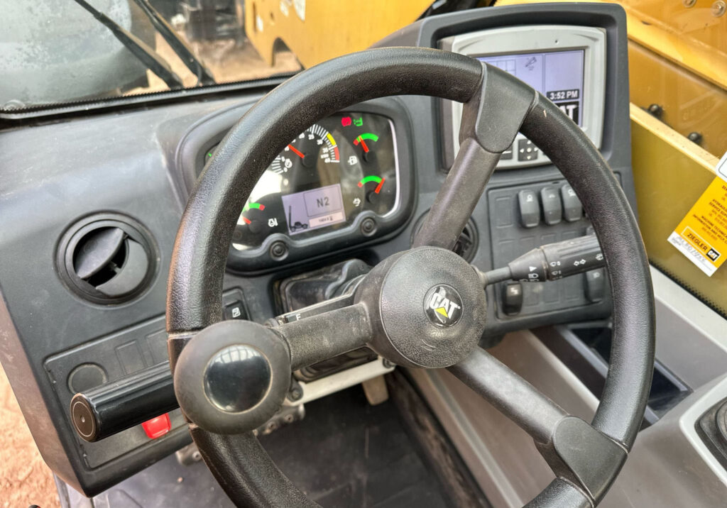 2019 Caterpillar TL642D