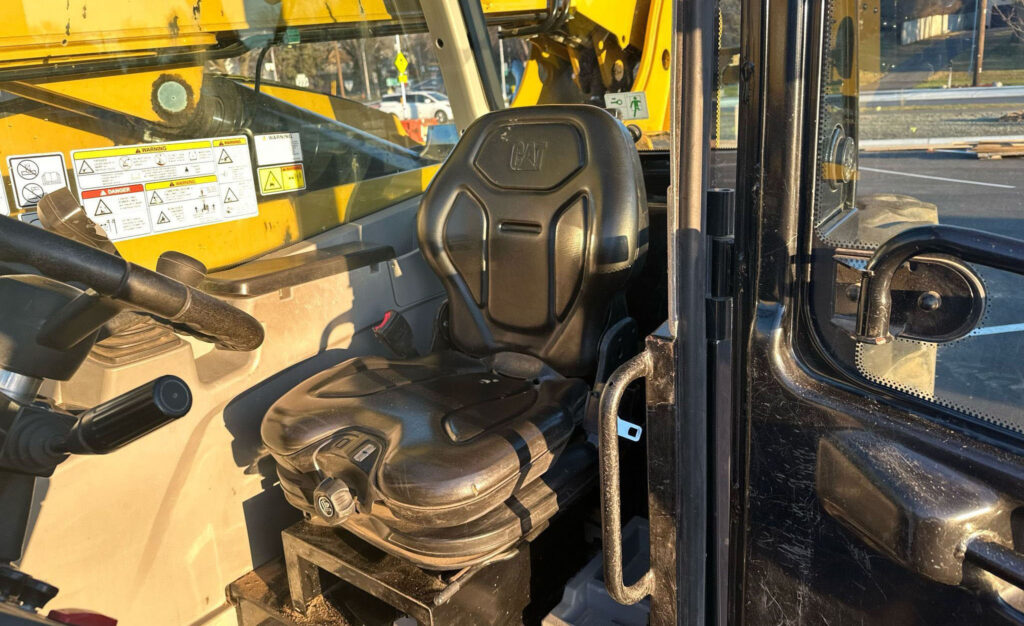 2020 Caterpillar TL642D