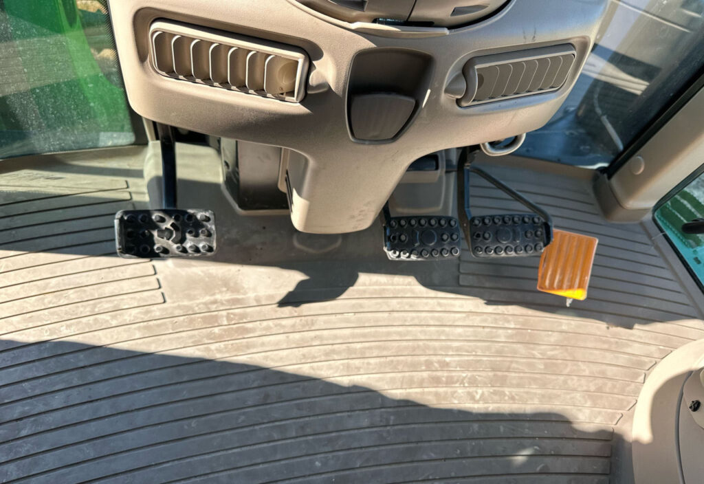 2021 John Deere 6155M MFWD